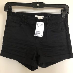 NWT H&M black shorts
